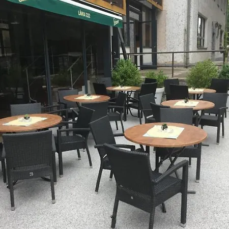 Lavka Hotel *