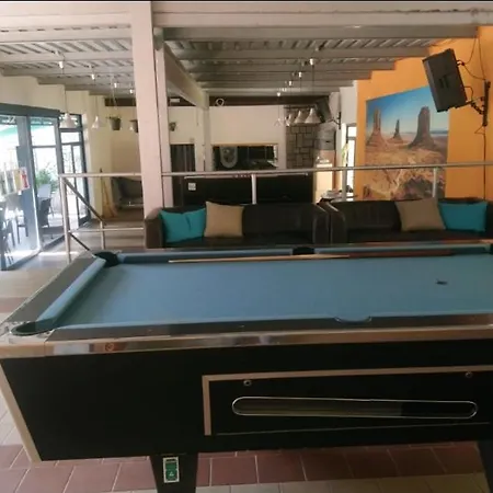 Hotel Lavka *