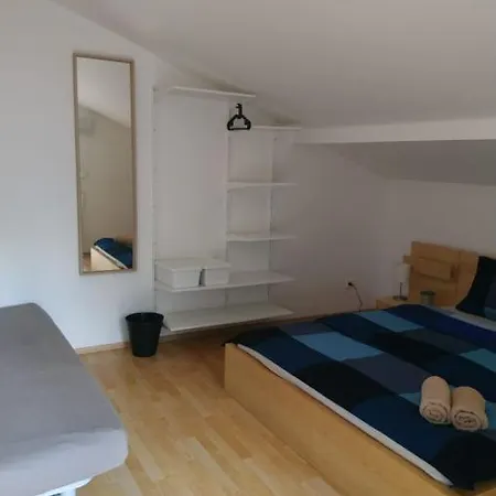 Lavka Hotel