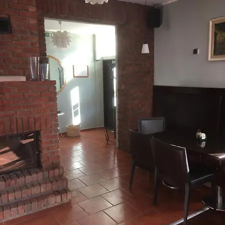 Lávka Hotel