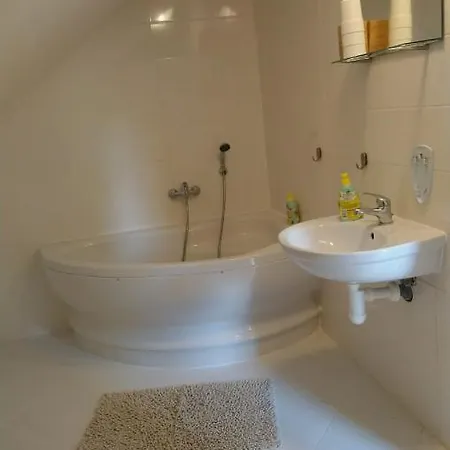 Hotel Lavka *