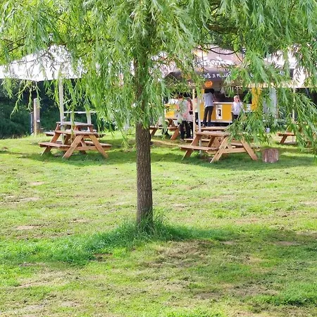 Hotel Lávka Chocerady