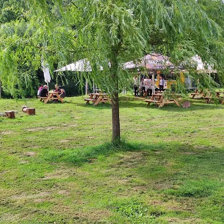 Hotel Lávka *